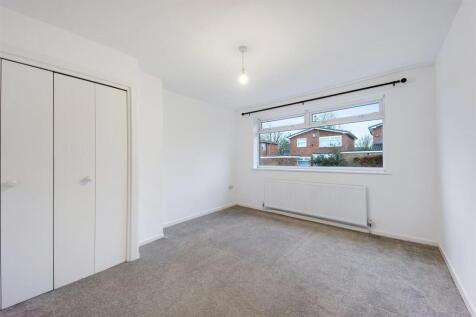 7 Epping close bedroom 1.jpg