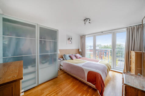 1373472-1-68ff5ec...