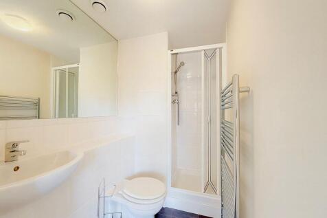 Room 1 with en-suite bathroomjpeg