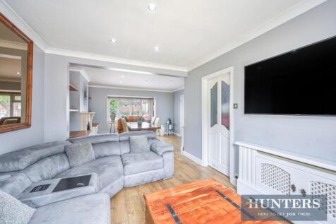 TUDOR DRIVE,  (18).jpg