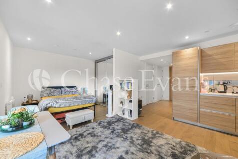 Living/Sleeping Area