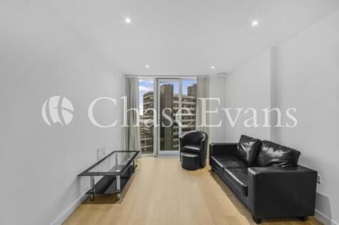 Pliving Area