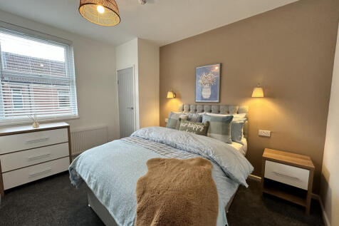 Brand new refurbished 4 BD HMO in S5!