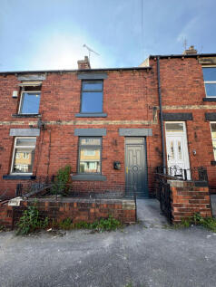 Newly Renovated 2-Bed Terrace in Hoyland ¿ Perf