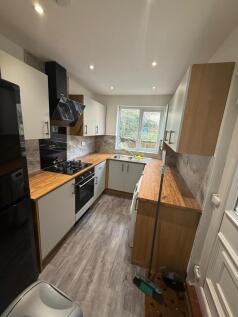 215 Firth Park Road, Sheffield, S5 6WW ¿ Spacio