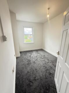 Rear bedroom 1