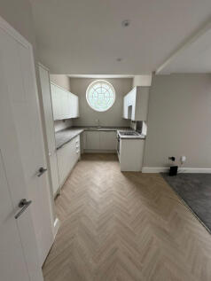 Becketts Hospital: Luxury 1 Bedroom, 1 Bathroom A