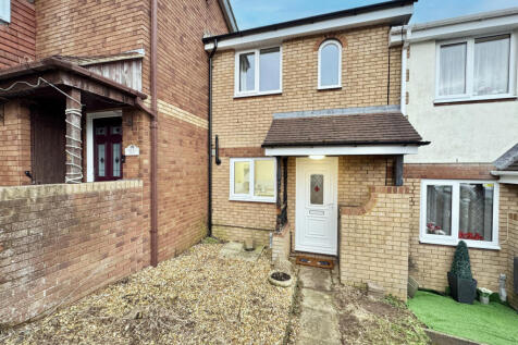 2-Bedroom Terraced House With Great Potential!
