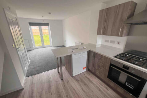KITCHEN/ LIVING ROOM