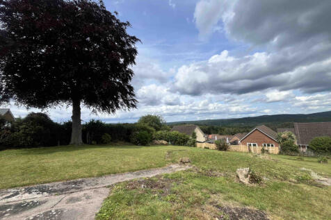 GARDEN &amp; VIEWS