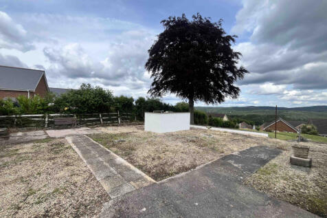 GARDEN AREA