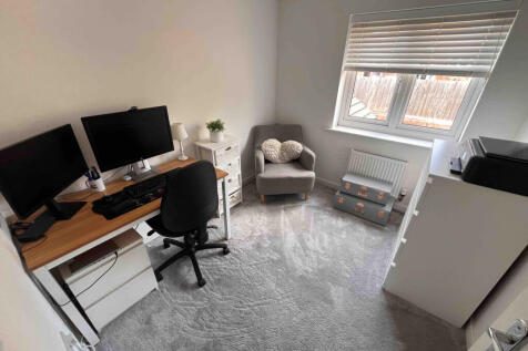 BEDROOM 3