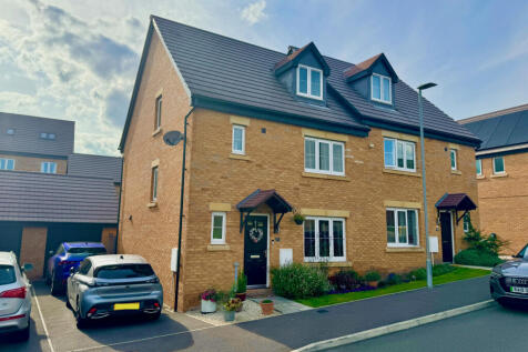 OUTSTANDING FOUR BEDROOM HOME......