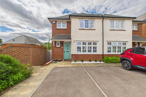 Immaculate Three Bedroom Semi Detached Home!