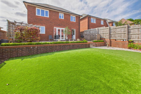 Rear Garden Aspect