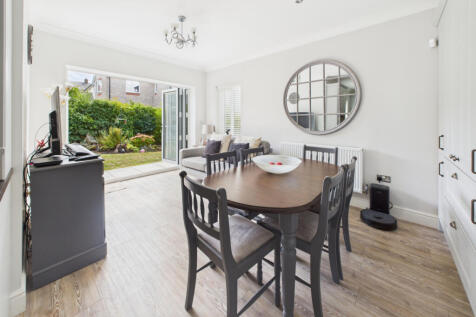 Family / Dining Area