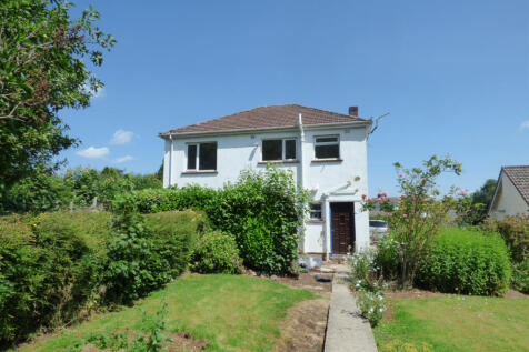 A spacious two bedroom village Apartment....