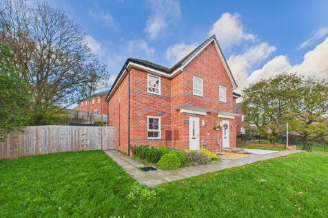 Modern Three Bedroom Home with No Onward Chain