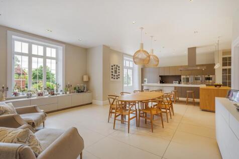 Glebe House 30178...