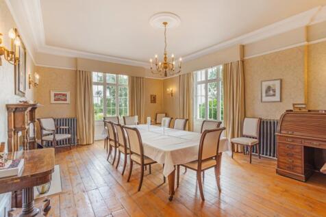 Glebe House 30178...