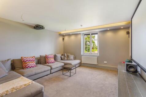 Glebe House 30178...