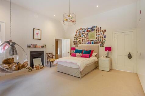 Glebe House 30178...