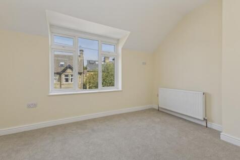 96527_42 Crescent...