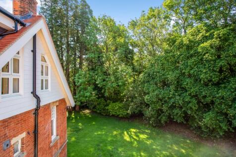 319305 Penthouse ...