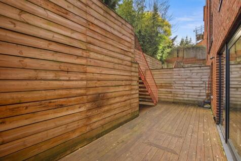 Private Decked Area