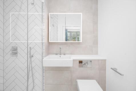 Ensuite shower room