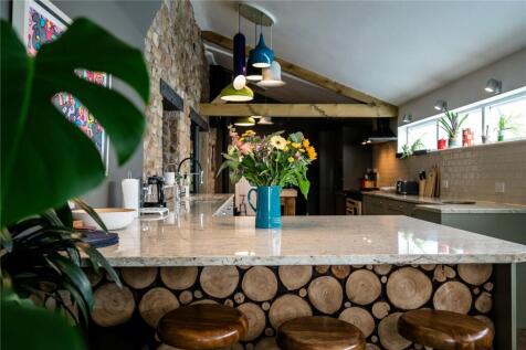 Kitchen Family Area