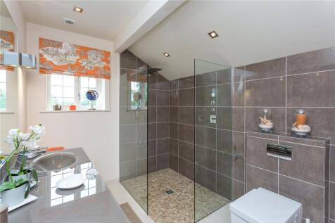 Master Ensuite