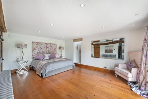 Main Bed