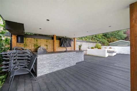 Outdoor Bar