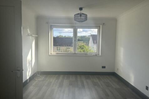 Lounge - View 1