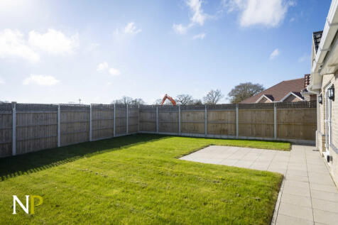 Plot 3 rear garde...
