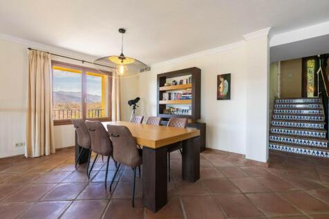 Property Image 104