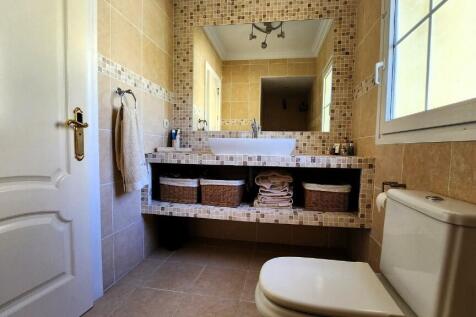 Property Image 39