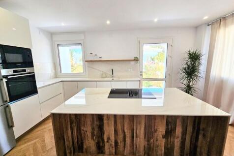 Property Image 145