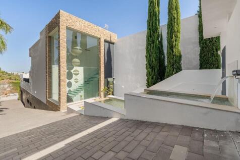 Property Image 32