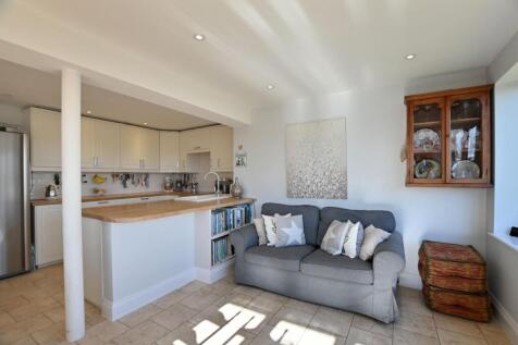 KITCHEN/DINING/FAMILY ROOM