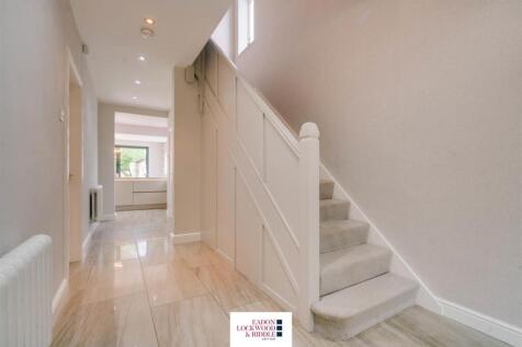 Entrance Hall .jpg