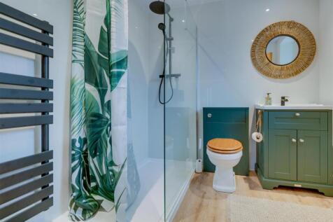 Annex Bathroom