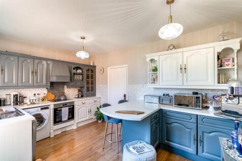 DSC_8436-Edit_kitchen.jpg