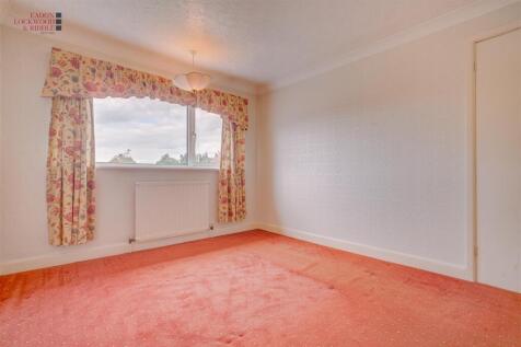Bedroom 1.1.jpg