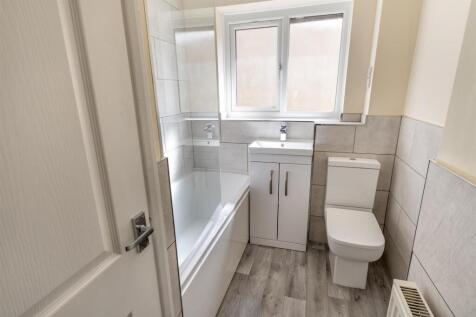 DSC_3252-Edit_bathroom.JPG
