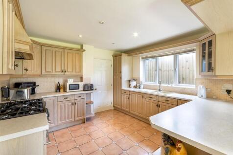 DSC_2471-Edit_kitchen.JPG