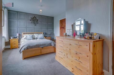 Bedroom 1.1.jpg
