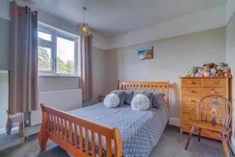 Bedroom 3- 1.jpg