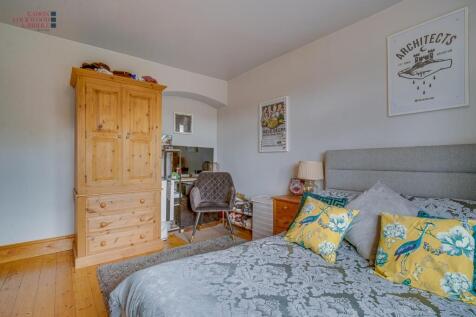 Bedroom 2- 2.jpg